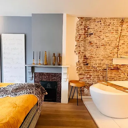 Διαμέρισμα Georgia's Bathhouse *